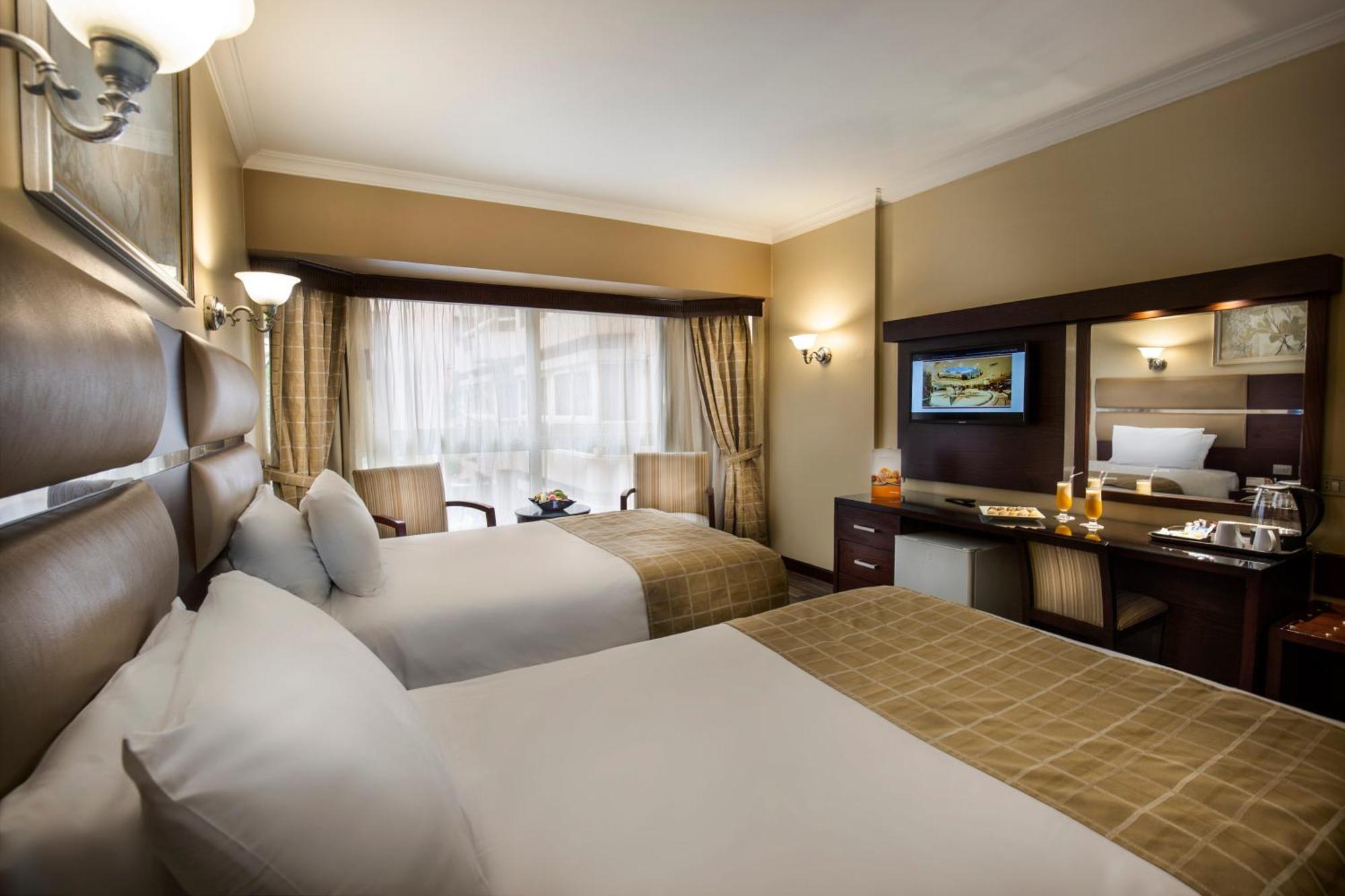 Pyramisa Downtown Residence Hotel Cairo Giza Exterior photo