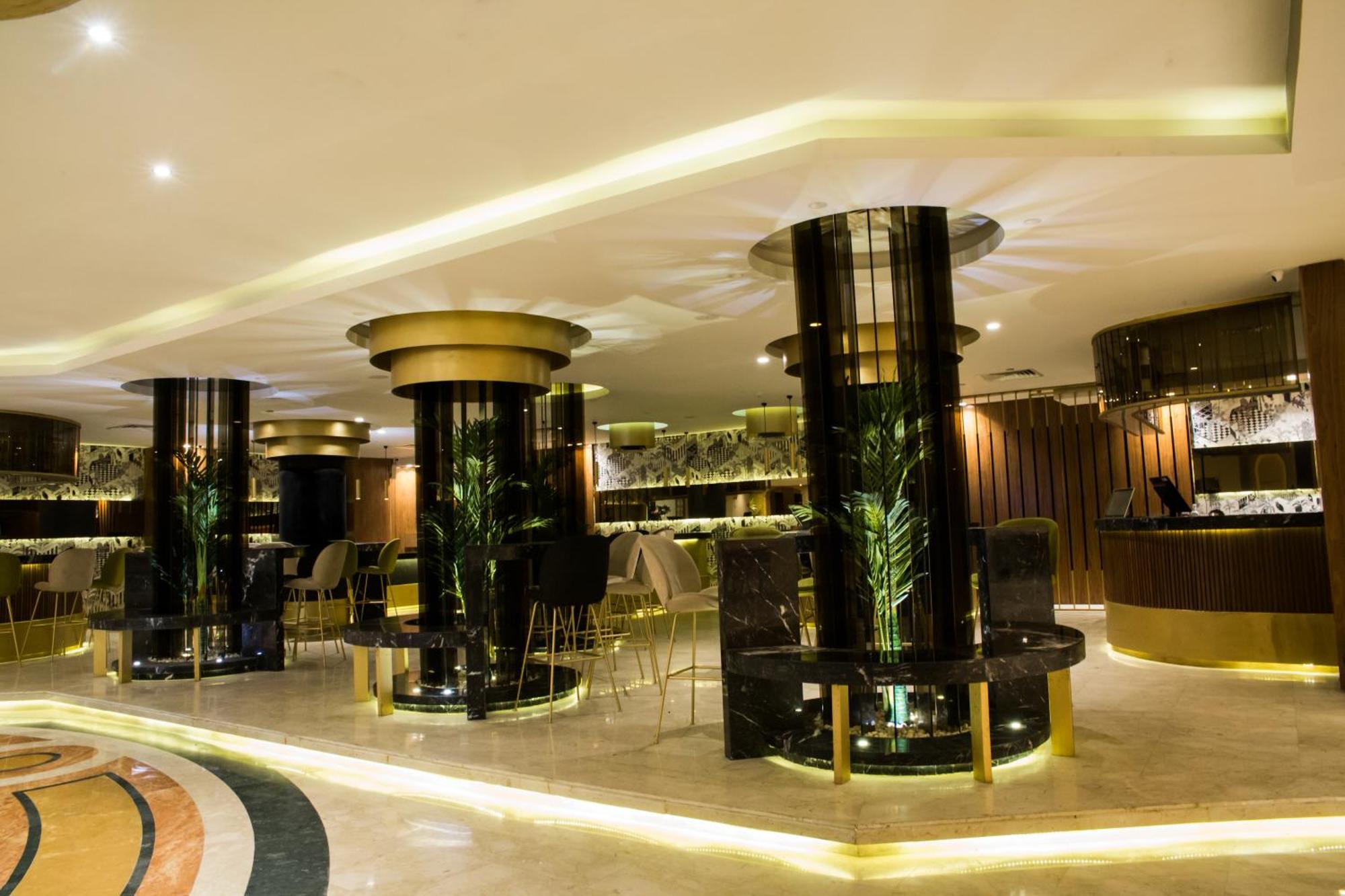 Pyramisa Downtown Residence Hotel Cairo Giza Exterior photo