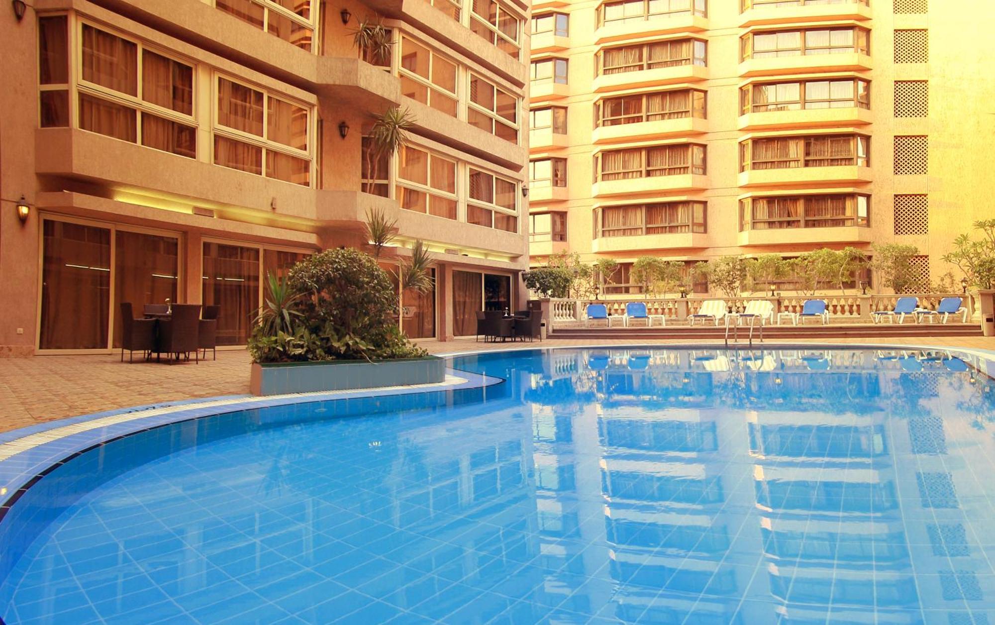 Pyramisa Downtown Residence Hotel Cairo Giza Exterior photo